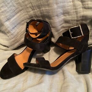 Vionic Black Strappy Block Heels